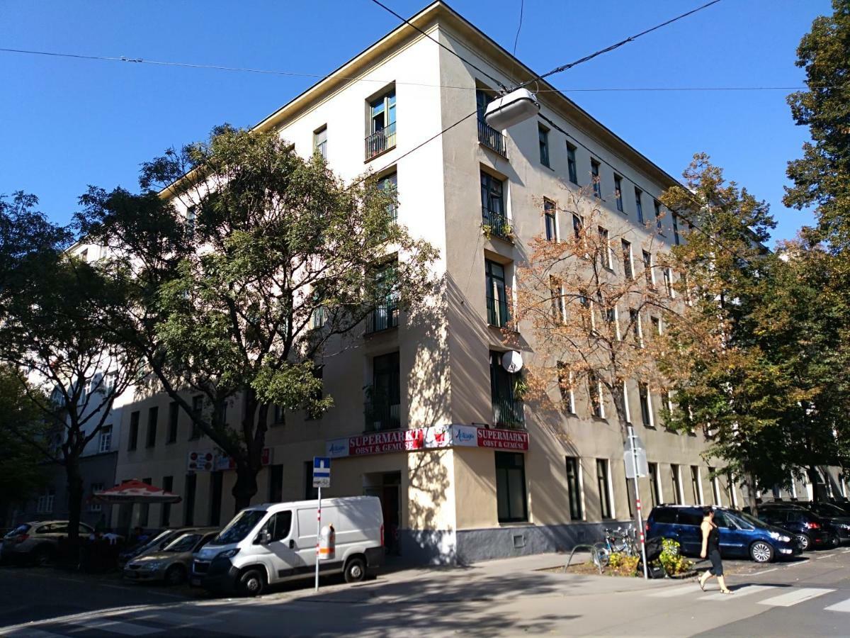 Wohnung In Wien Экстерьер фото