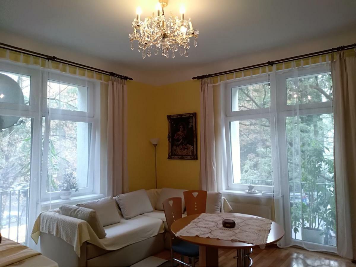 Wohnung In Wien Экстерьер фото