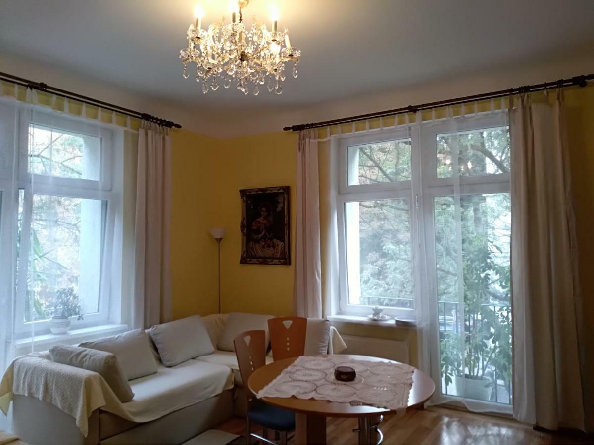 Wohnung In Wien Экстерьер фото