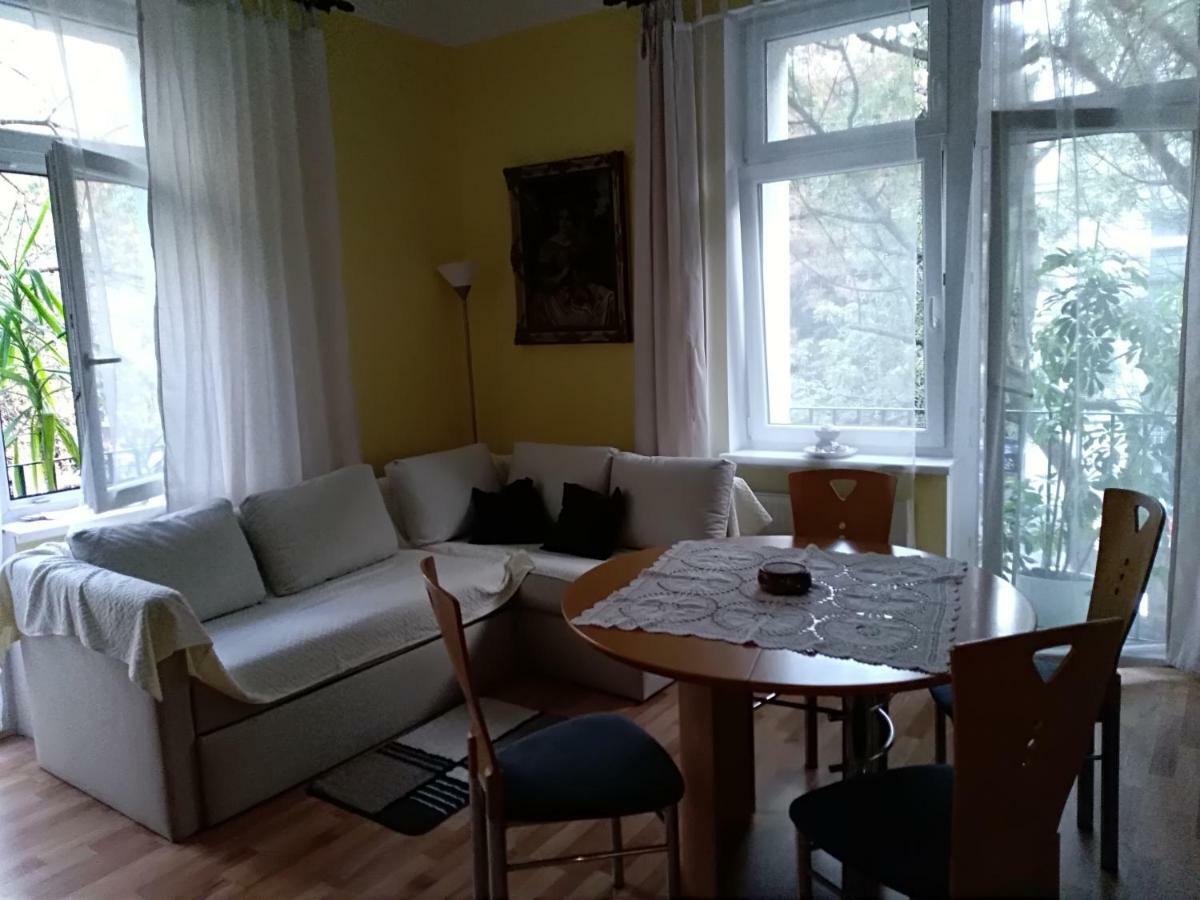 Wohnung In Wien Экстерьер фото